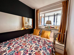 ORANGE 3 fast WiFi 1Gbs 85'TV Netflix HBO Disney+ SkyShowMax, Warsaw